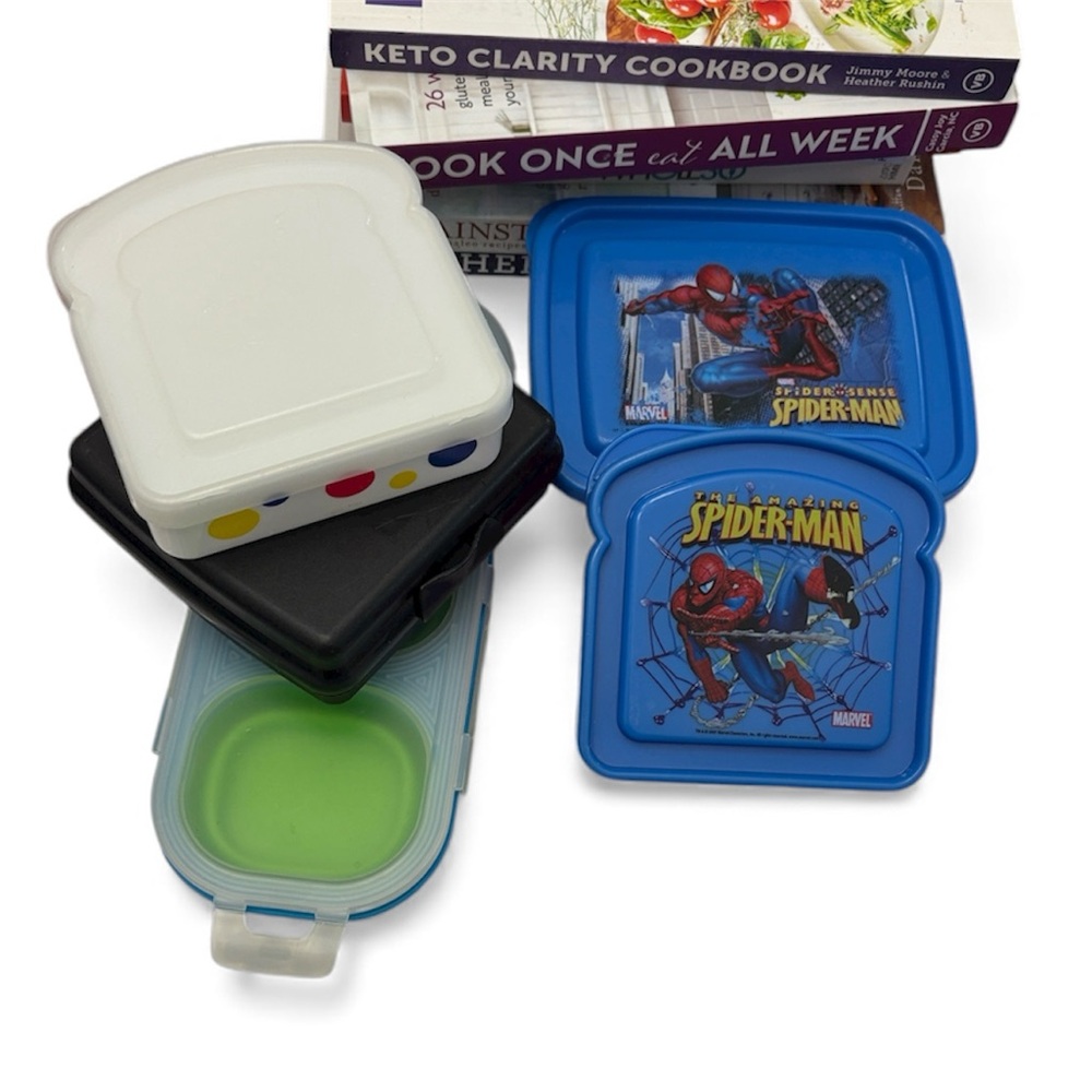 Marvel Spider-Man Food Storage Containers - Blue, Black, White, Green
